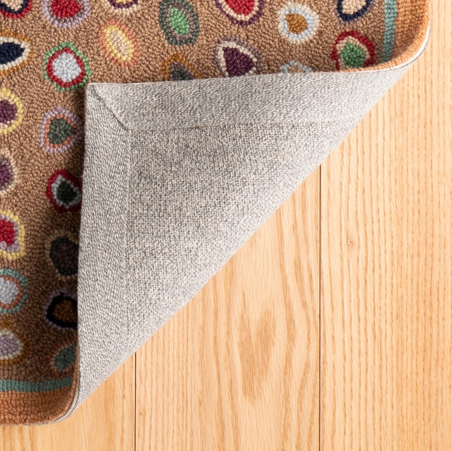 cat's paw hand micro hooked wool rug | brown cat's paw hand micro hooked wool rug | brown