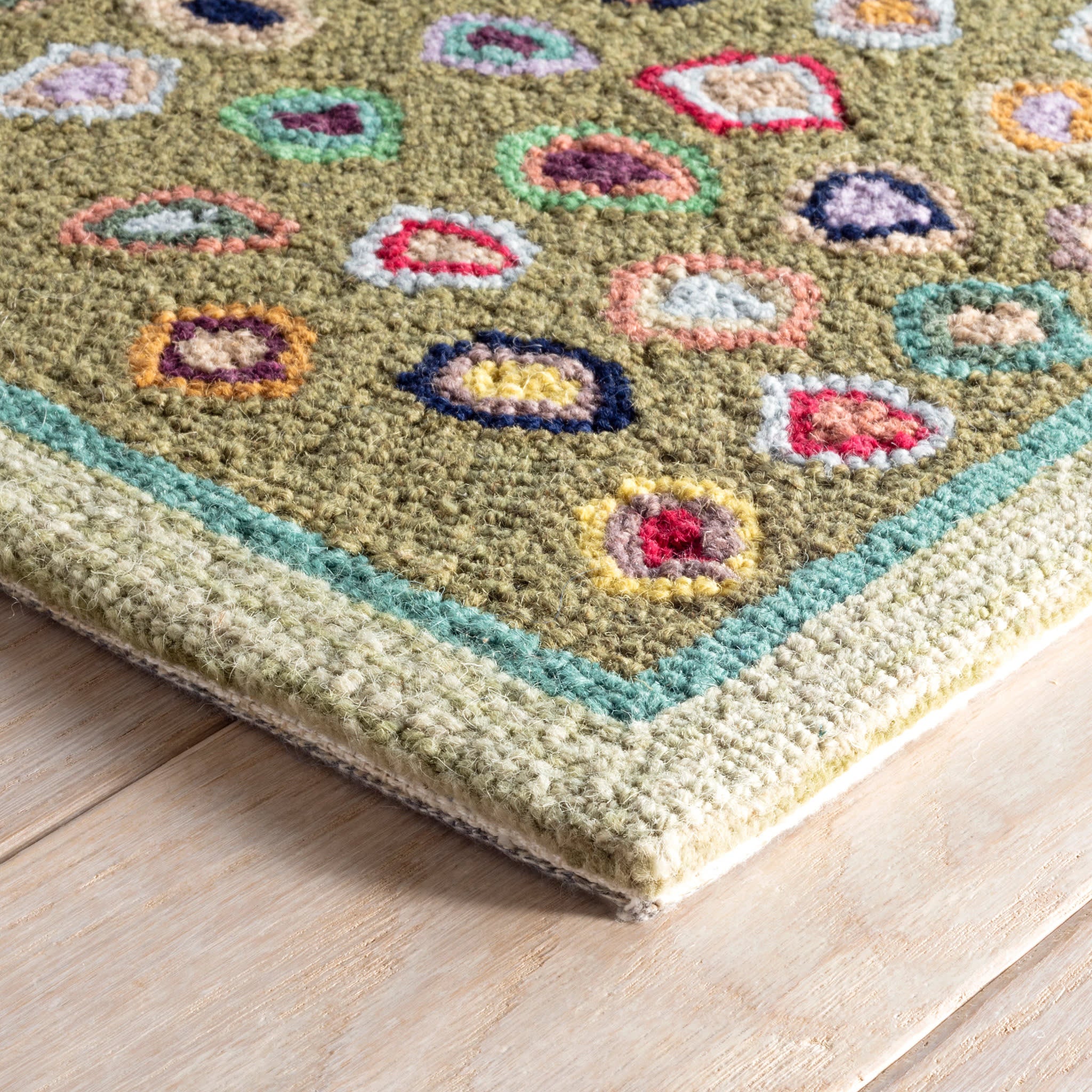 cat's paw hand micro hooked wool rug | sage cat's paw hand micro hooked wool rug | sage