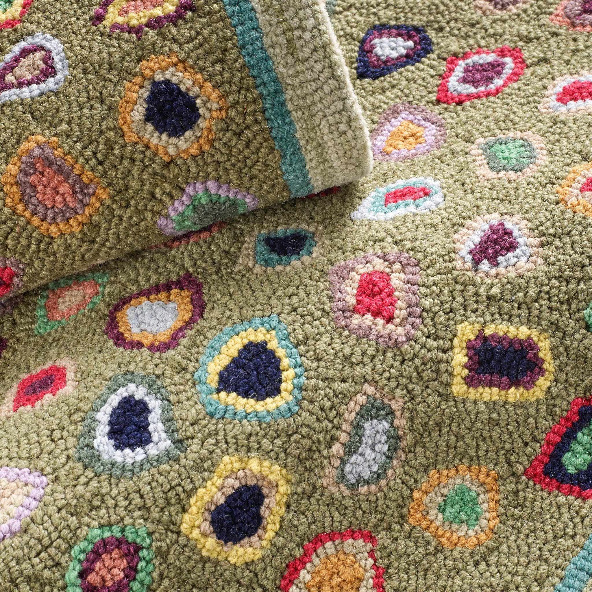 cat's paw hand micro hooked wool rug | sage cat's paw hand micro hooked wool rug | sage